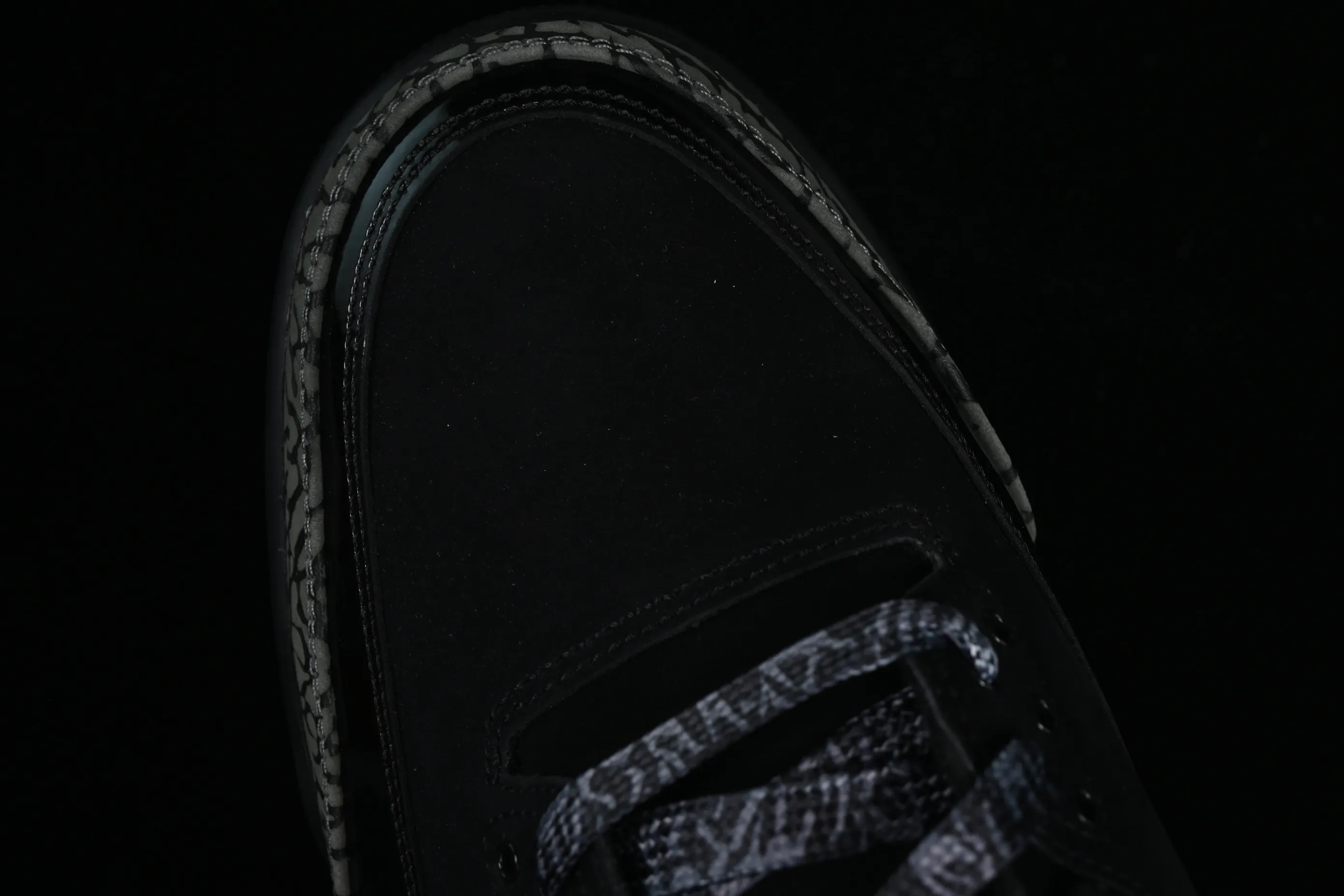 All categories Air Jordan Jordan series basketball shoes Air Jordan 3 LW version Air Jordan 3 Retro AJ3 Joe 3 Black Cat Explosion pattern CK9246-168